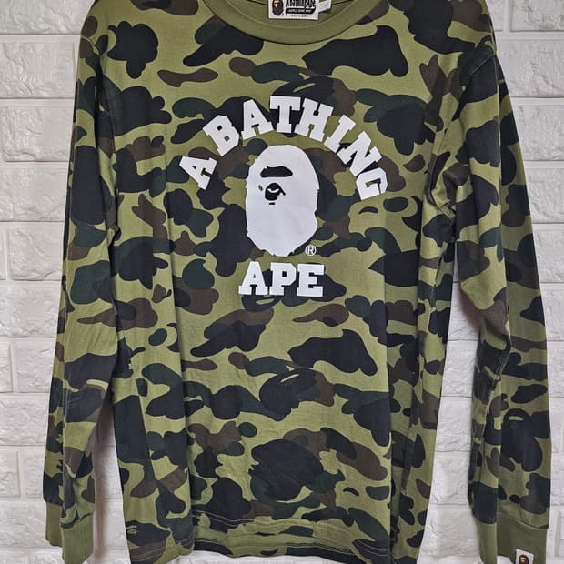 베이프 퍼스트 카모 컬리지 롱슬리브 L