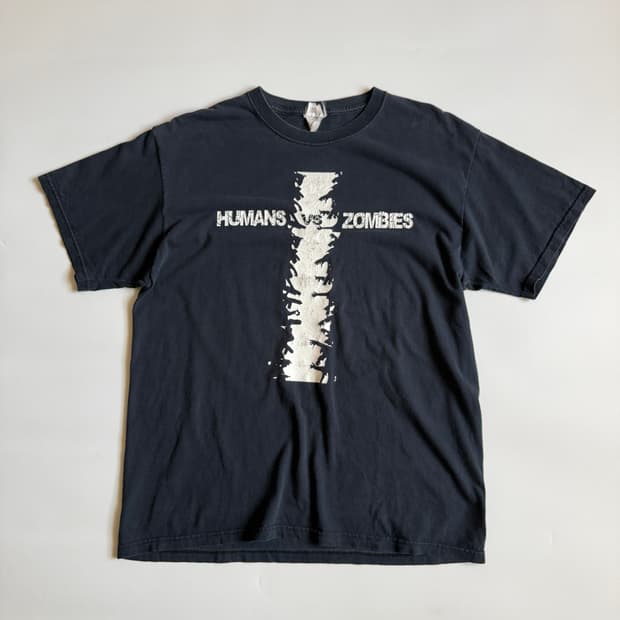 1990 Human VS Zombie T shirt( M )