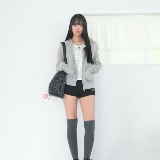애즈온 마루 마이크로 쇼츠 블랙