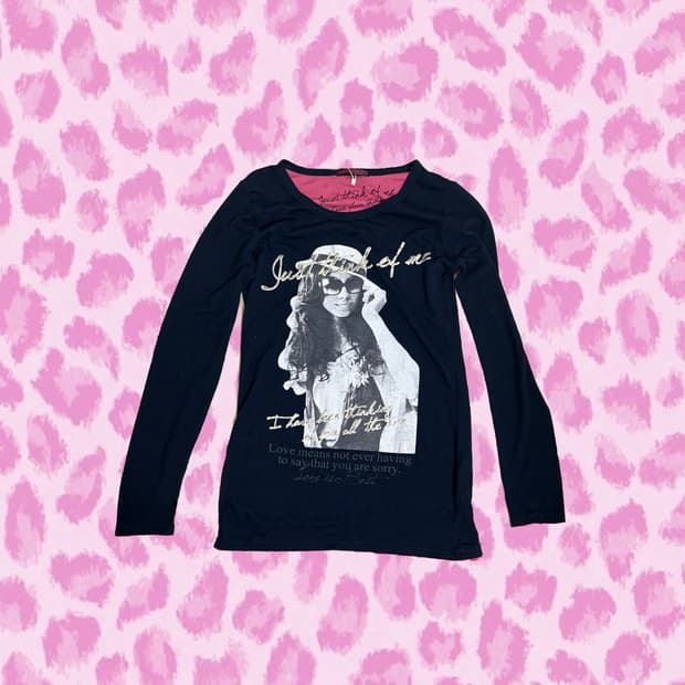 아카이브 엑스 messy girl long sleeve t-shirt