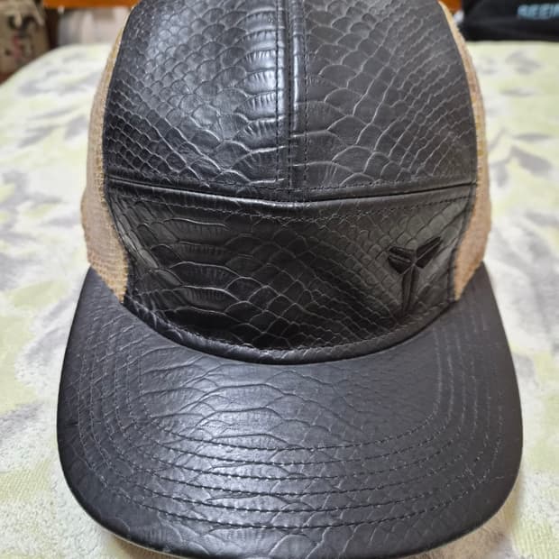 나이키 코비 소가죽 캠프캡 모자