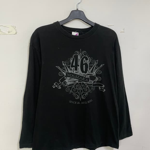노기자카46 긴팔 티셔츠 블랙
