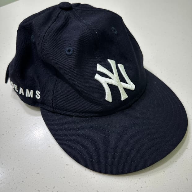 뉴욕양키즈x빔즈 콜라보 모자