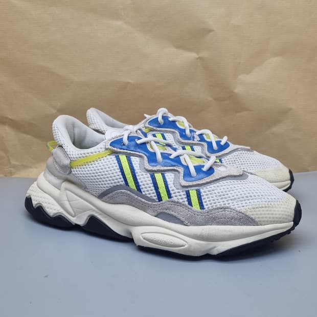 아디다스 오즈위고 여성운동화235