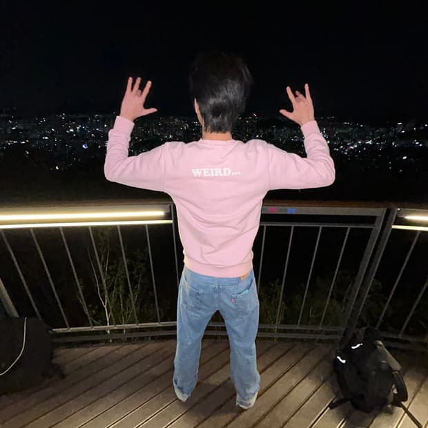 pink sexy 맨투맨