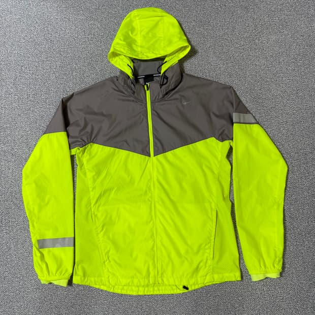 나이키 러닝 바람막이 M