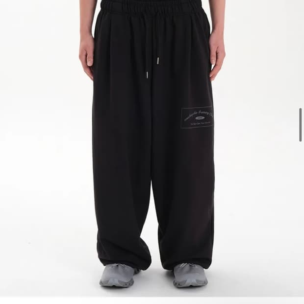 트레이닝 클럽 스웻팬츠