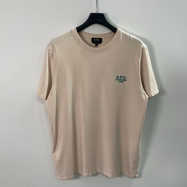 APC 아페쎄 루 마담 아이보리 반팔티 (on.1399)