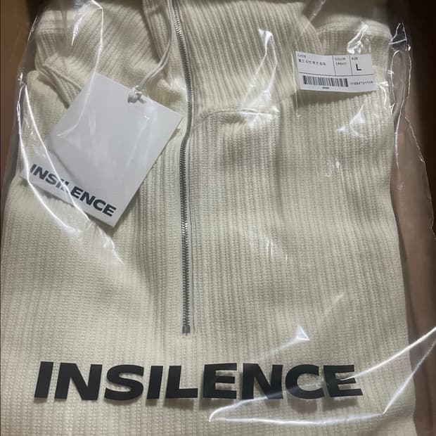 인사일런스 볼드 리브 하프 집업니트 CREAM L사이즈
