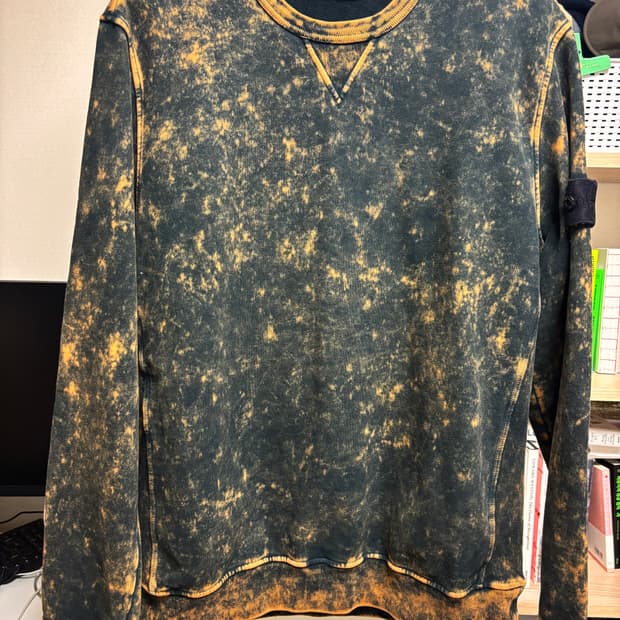 스톤아일랜드 맨투맨 스웻셔츠 오프다이