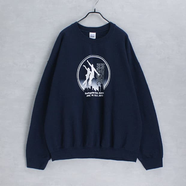 GILDAN _ sweat shirt