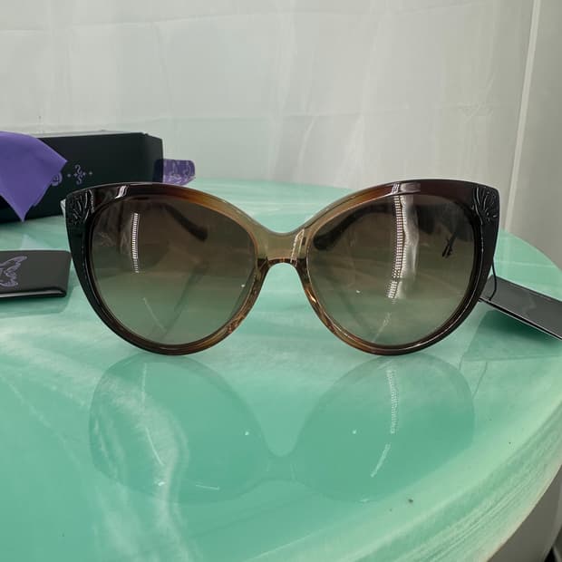 [새상품 무료배송] 안나수이 Made in Italy 선글라스