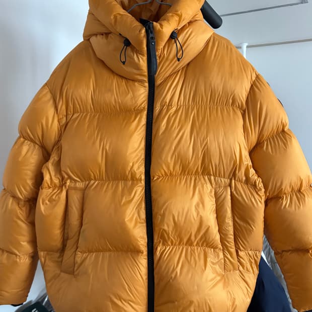 아이더 구스다운 L 팔아요