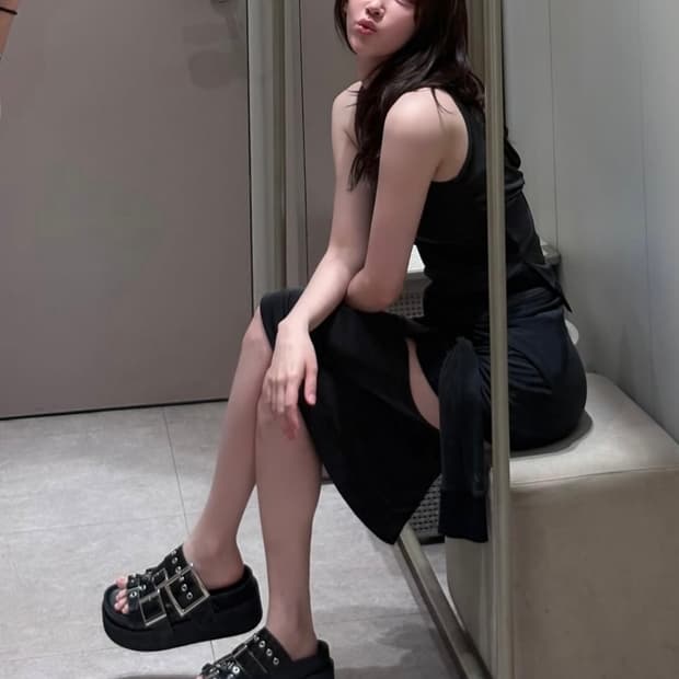 트리밍버드 버클 샌들