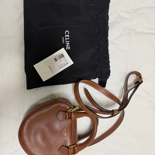 셀린느 하트 미니 크로스백