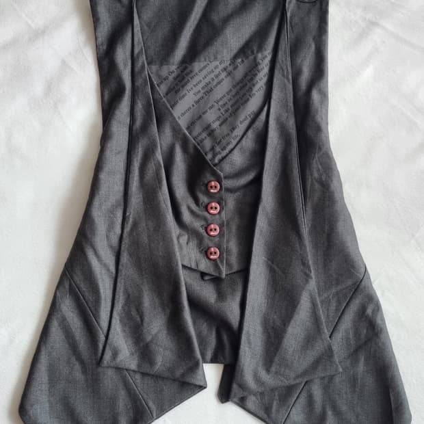 빈티지 긱시크 오리엔탈 그레이 딱붙핏 조끼