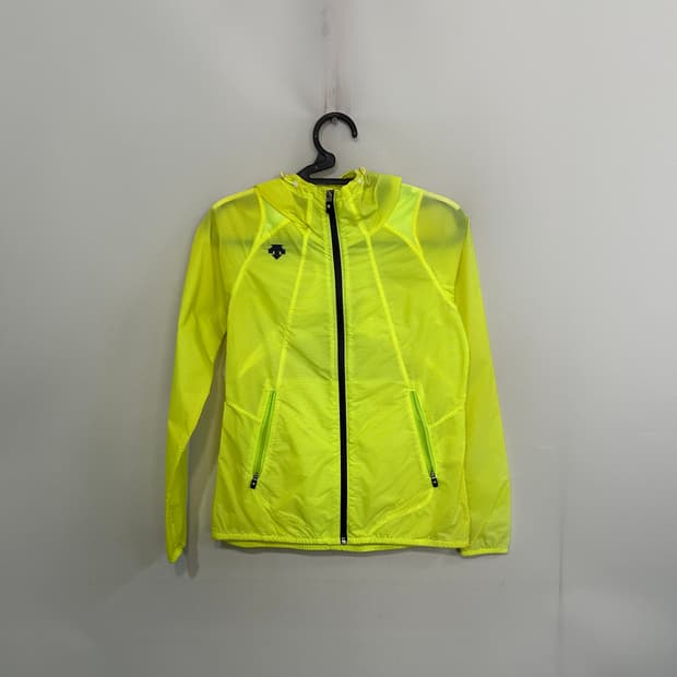 데상트 여성 바람막이 85