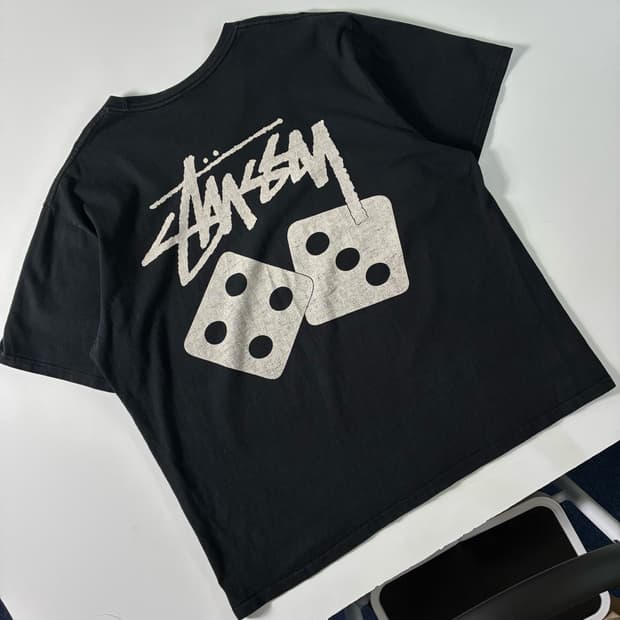 Stussy  스투시 다이스 피그먼트 다이드 블랙 반팔 티셔츠
