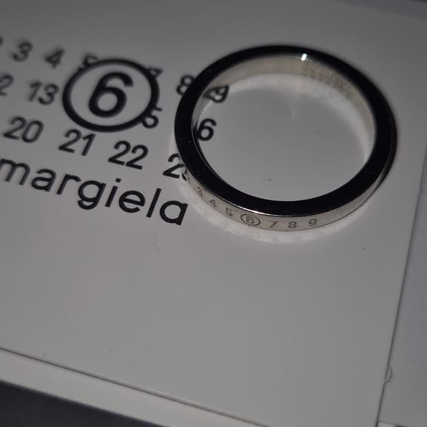 MM6 Maison Margiela 넘버릭 미니멀 시그니처 링