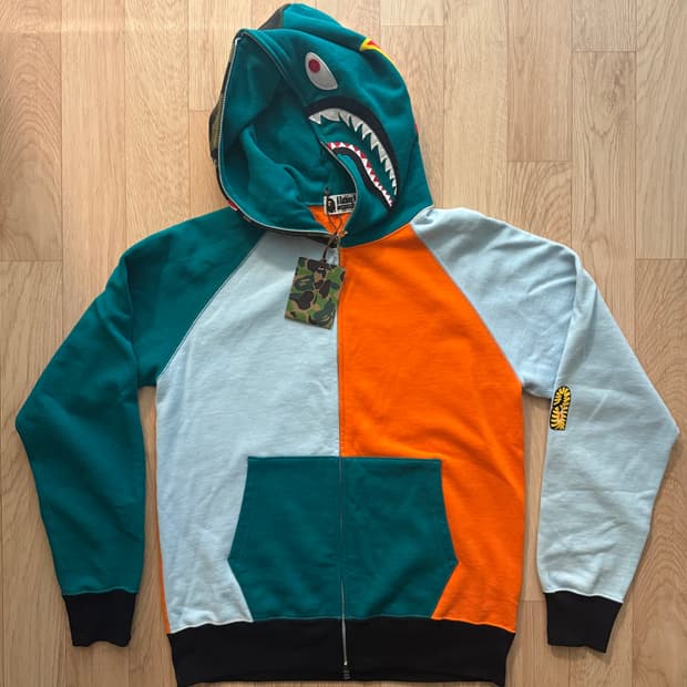 BAPE 샤크 풀집업 후드 / 새상품 태그O / 희귀 컬러 / L