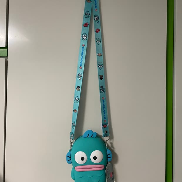 산리오 한교동 크로스백