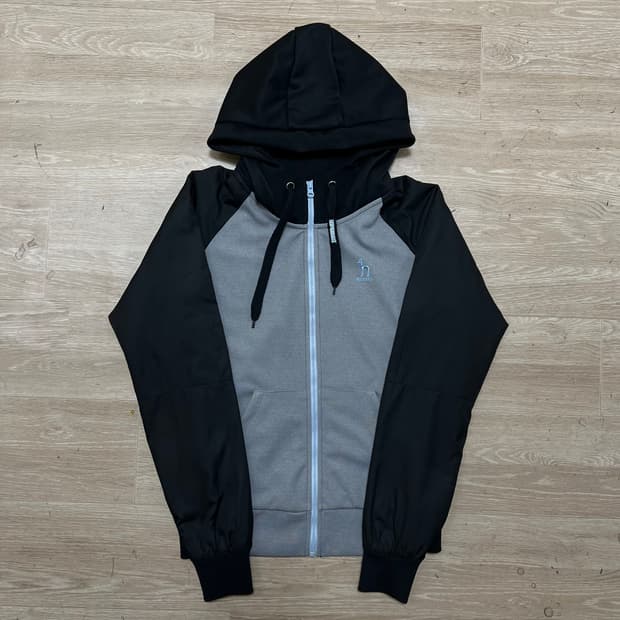 헤지스 여성 골프웨어 로고 기능성 배색 방풍 후드집업 [그레이] S/90