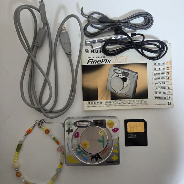 (작례 O) Fujifilm Finepix 후지필름 파인픽스 30i 디카