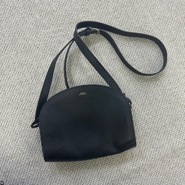 실측확인 아페쎄 하프문백 0407D