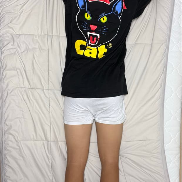 슈프림 블랙 캣 티셔츠 블랙 - 24SS 상품이미지1