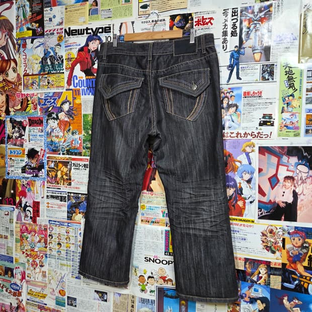 빈티지 백포켓 자수 올드스쿨 흑청 데님 팬츠