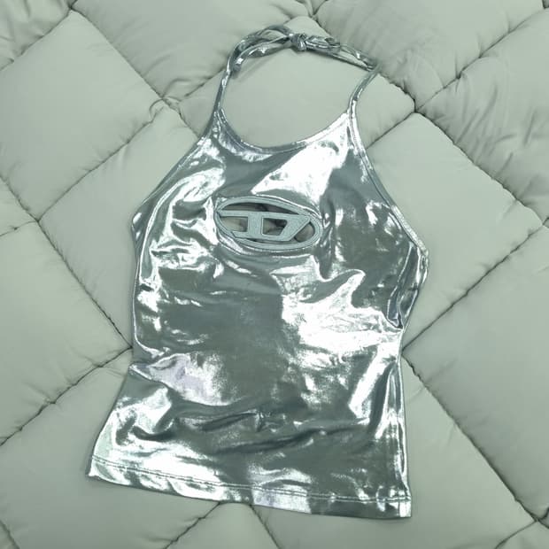 DIESEL 디젤 D로고 실버 홀터넥 블랙핑크 지수착용