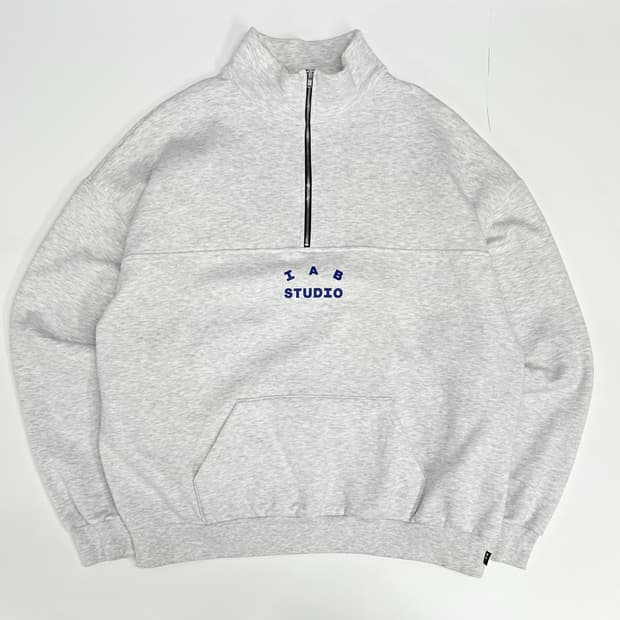 아이앱스튜디오 라이트그레이 하프집업 맨투맨(XL)