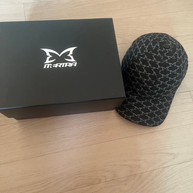 Mertra MONOGRAM CAP
