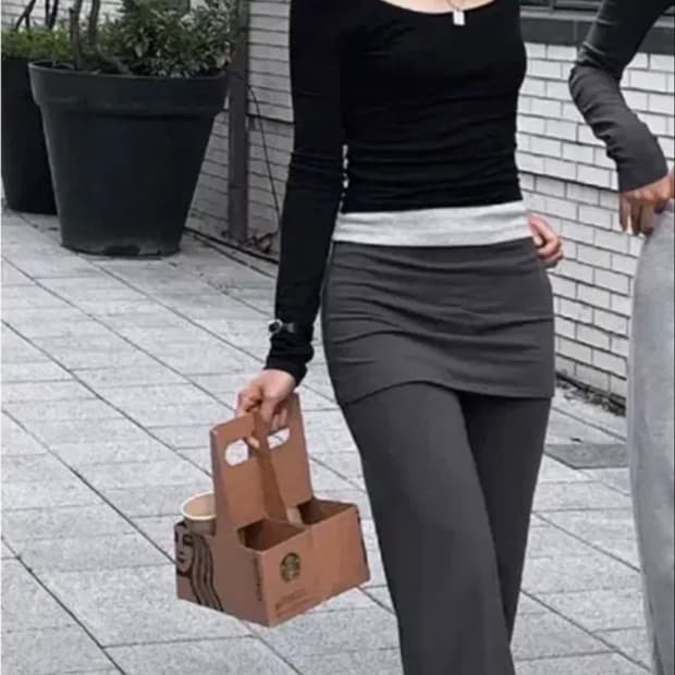 블랙업 팬츠스커트(새것)