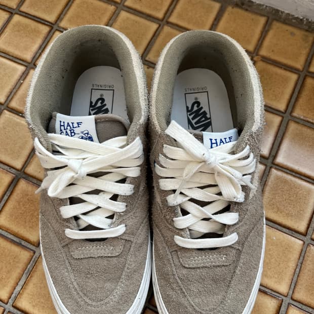 반스 하프캡 헤어리 스웨이드 카키 265