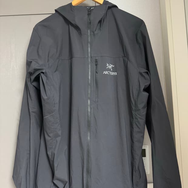 [L]아크테릭스 스쿼미시 후드