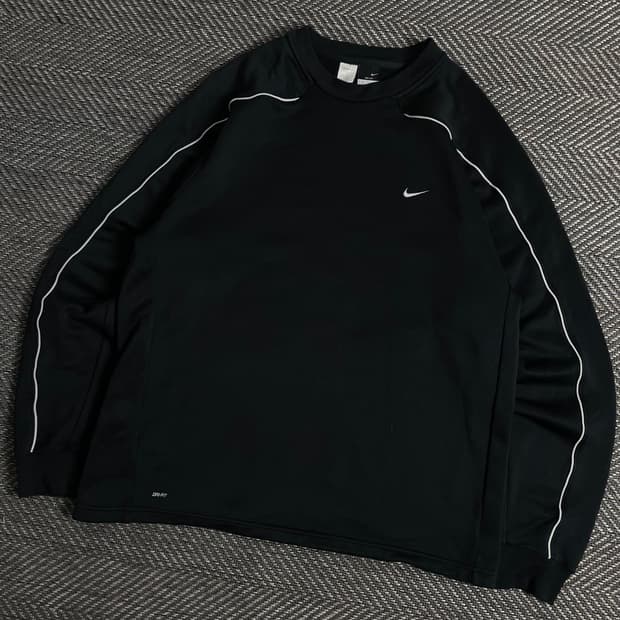 00s 나이키 드라이핏 스우시로고 트레이닝 탑y 2972