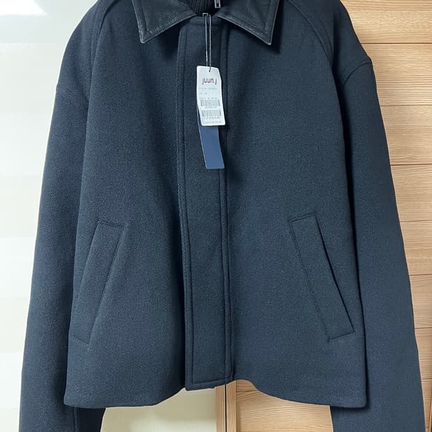 준지 니트레이어드 숏코트 48사이즈 판매합니다.