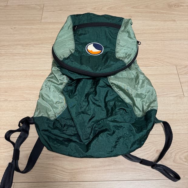 티켓투더문 백팩 미니 15L 그린 투톤