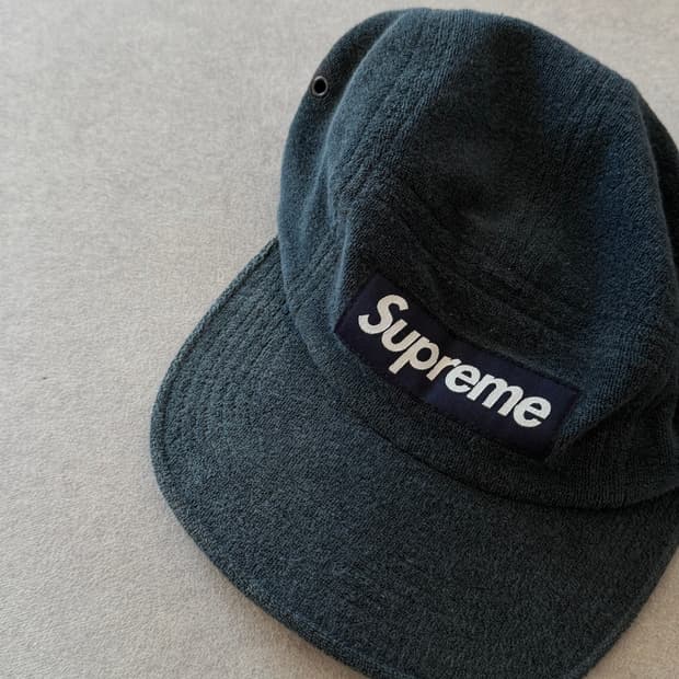 슈프림 네이비 태리 캠프캡
