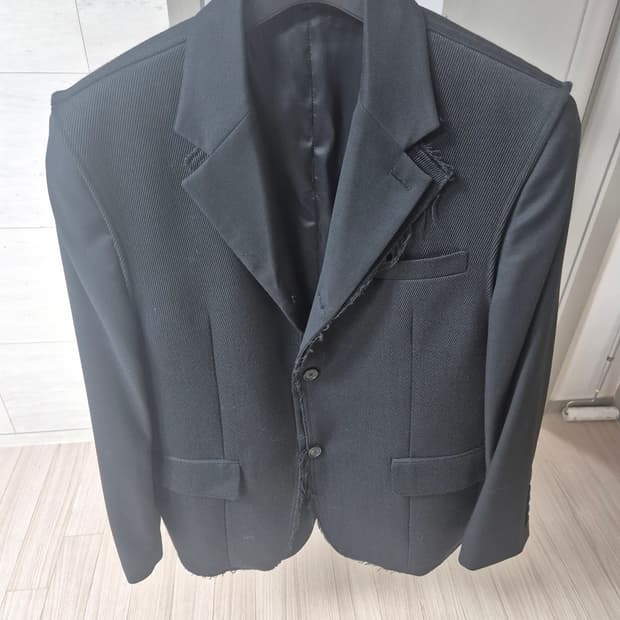 STU 컷 블레이저