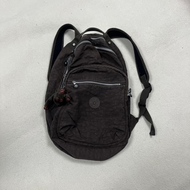 키플링 백팩