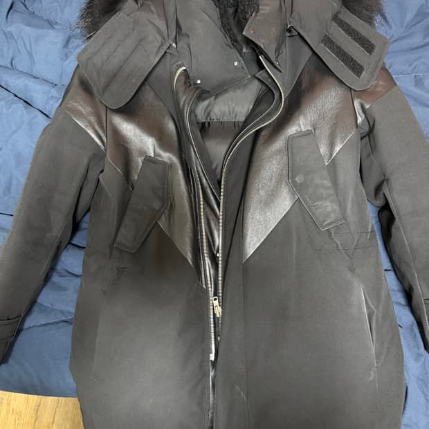 시스템옴므 패딩 팝니다