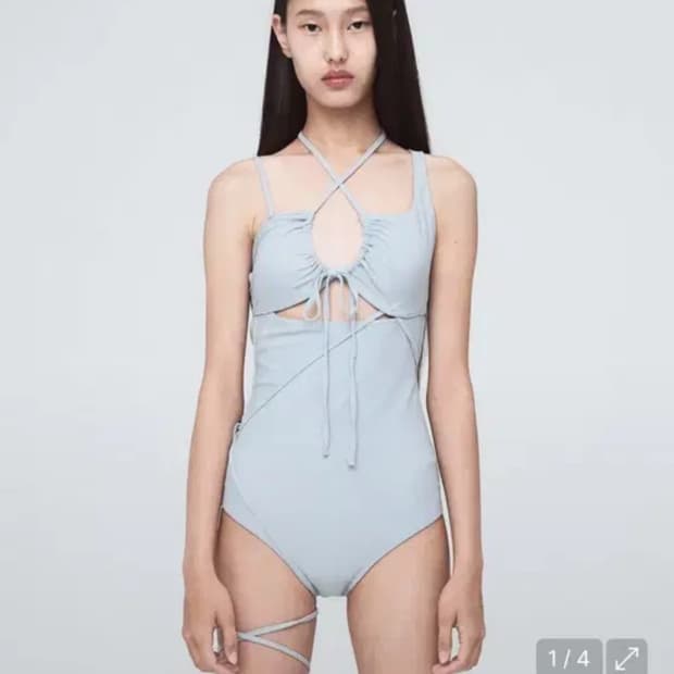 나체 수영복 MULTIWAY STRAP SWIM SUIT