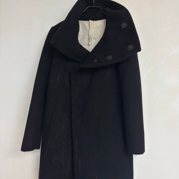 더 비리디 안느 코티드 하이넥 코트