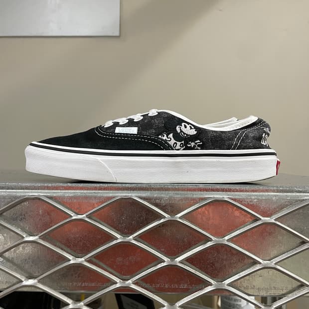 반스 X 디즈니 OG 패밀리 어센틱 240 (gr-4483)