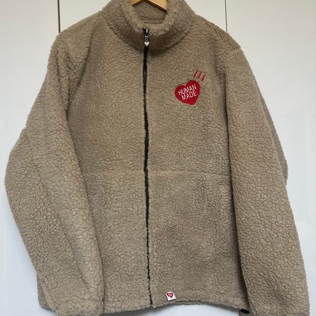 휴먼메이드 뽀글이 플리스 자켓 진베이지