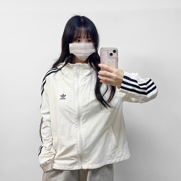아디다스 오리지널 윈드브레이커 바람막이 자켓 화이트