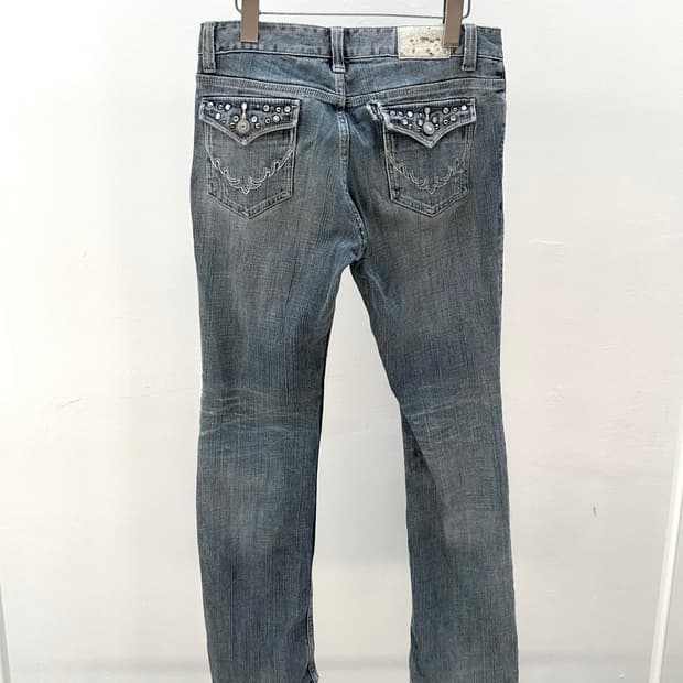 Cubic detail denim straight pants