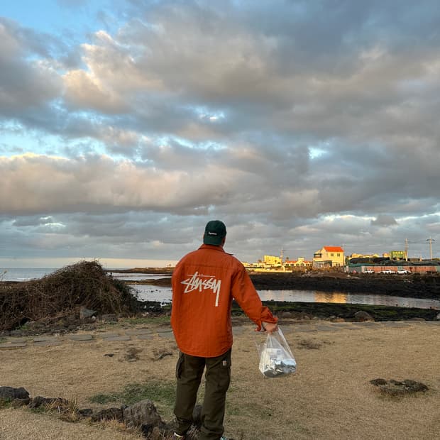 스투시x아워레가시 퍼티그 셔츠